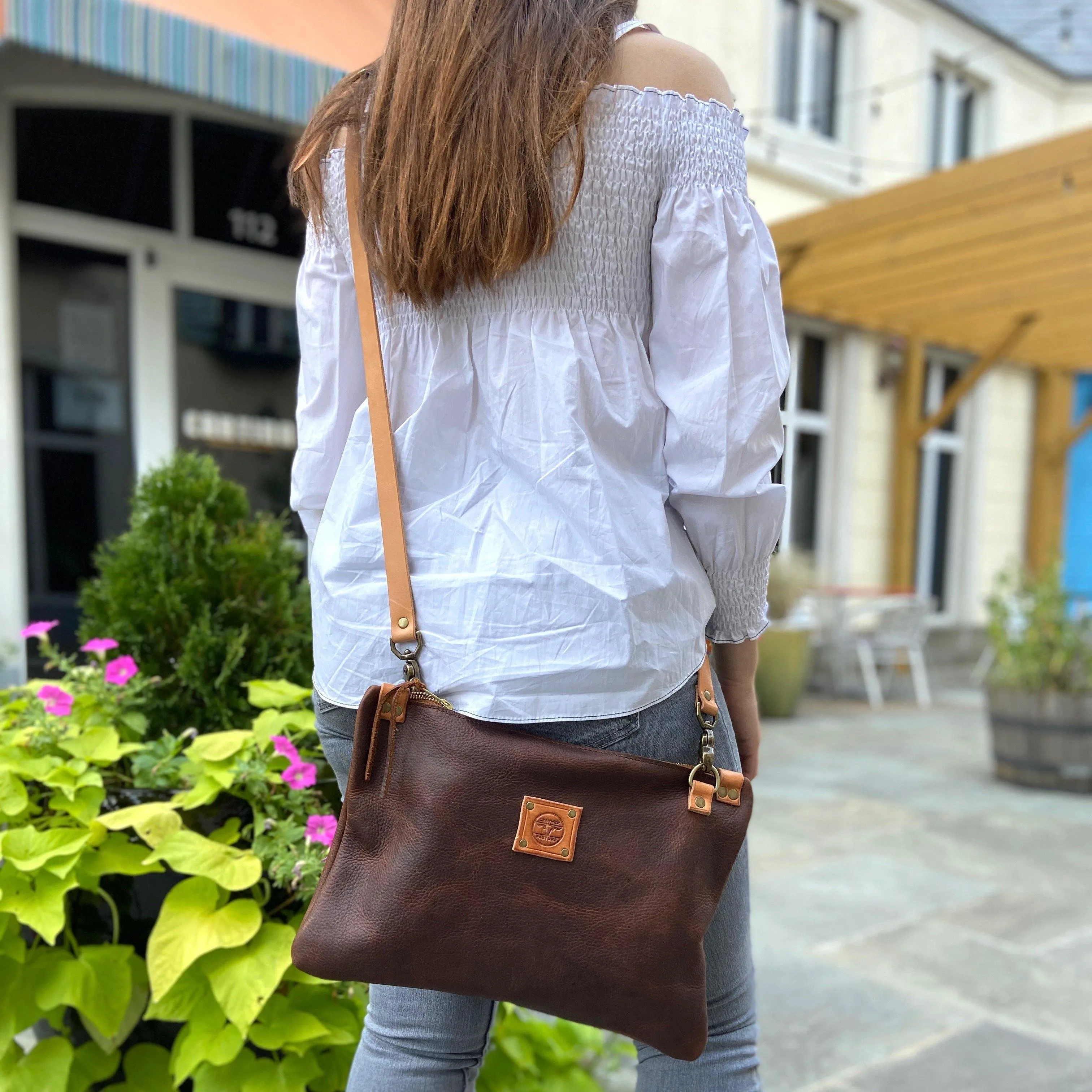 Leather Messenger Bag in Brown