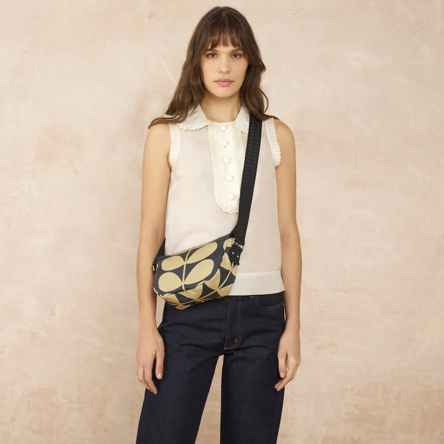 Mini Rounder Crossbody - Solid Stem Oatmeal