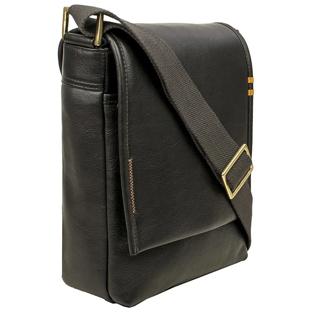 Seattle Leather Crossbody Messenger in Black