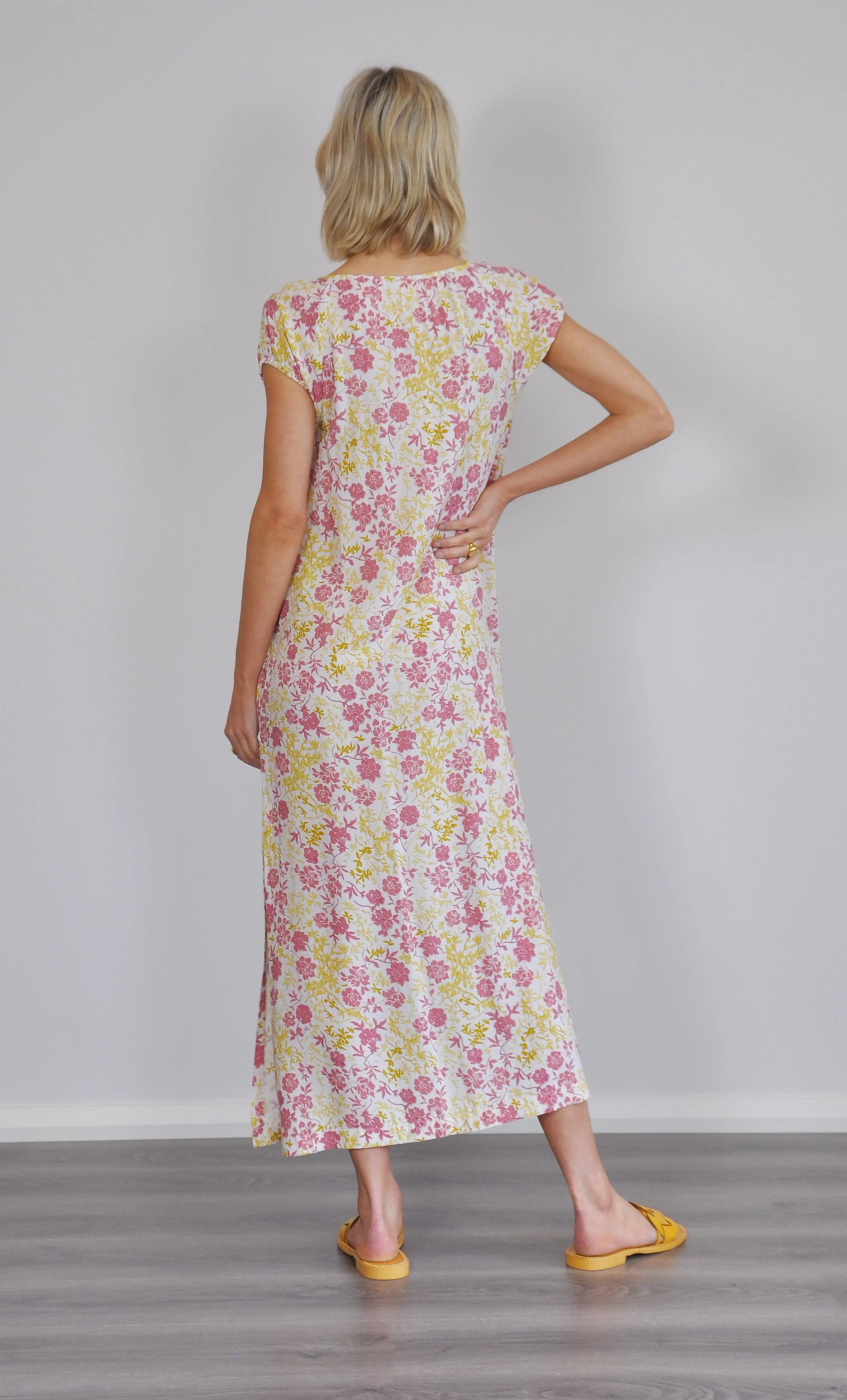 The Tunik Aurelia sun dress - Blooms Rose print